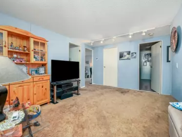 Walk-In Closet Photo of 9 8670 156 Street, Surrey, BC