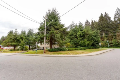815 Seymour Drive, Coquitlam, BC, Coquitlam — Single Family Residence for sale