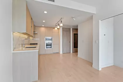 4108 4890 Lougheed Highway, Burnaby, BC, Burnaby — Apartment/Condo for sale