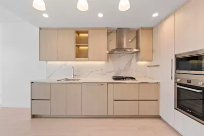 4108 4890 Lougheed Highway, Burnaby, BC, Burnaby — Apartment/Condo for sale