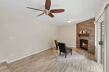 Breakfast Nook Photo of 12326 234 Street, Maple Ridge, BC