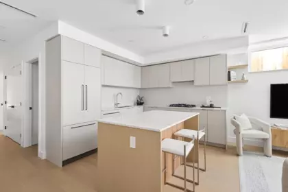 2 2124 E 8 Avenue, Vancouver, BC, Vancouver — Townhouse for sale