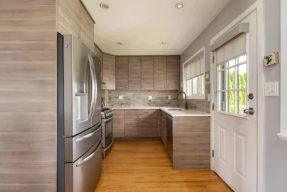 Breakfast Nook Photo of 152 Harvey Street, New Westminster, BC