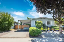 162 145 King Edward Street, Coquitlam, BC