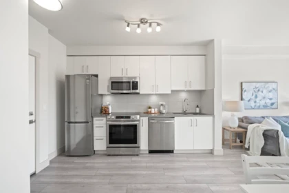 Kitchen Island Photo of 502 13978 Fraser Highway, Surrey, BC