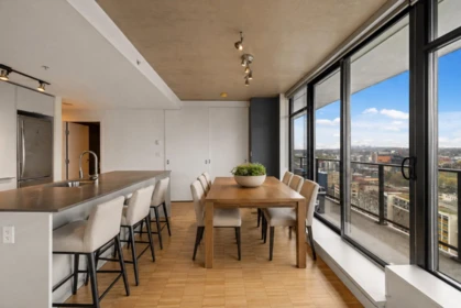 Dining Area Photo of 2105 108 W Cordova Street, Vancouver, BC