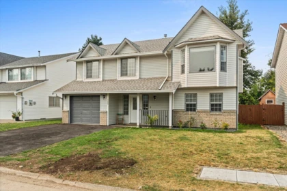7487 Garnet Drive, Chilliwack, BC, Chilliwack — Single Family Residence for sale