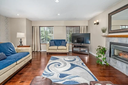 Family Room Photo of 11527 Fraserview Street, Maple Ridge, BC