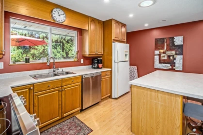 Primary Bedroom Photo of 11527 Fraserview Street, Maple Ridge, BC