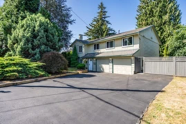 11527 Fraserview Street, Maple Ridge, BC