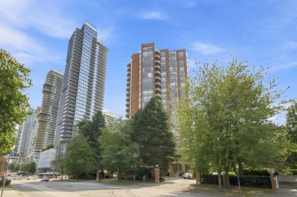 Hot Tub / Spa Photo of 602 4350 Beresford Street, Burnaby, BC