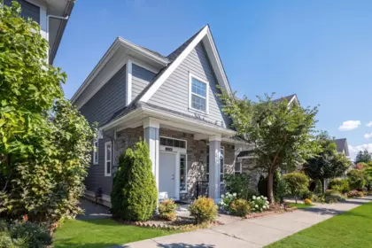 2136 165b Street, Surrey, BC, Surrey — Single Family Residence for sale