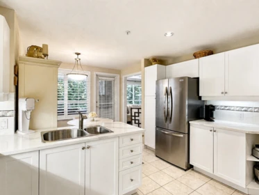 Kitchen Island Photo of 204 1250 55 Street, Delta, BC