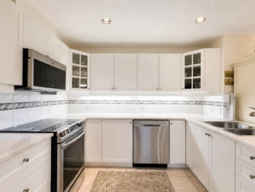 Kitchen Photo of 204 1250 55 Street, Delta, BC