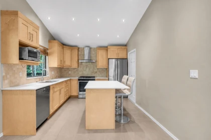 Breakfast Nook Photo of 15049 75 Avenue, Surrey, BC