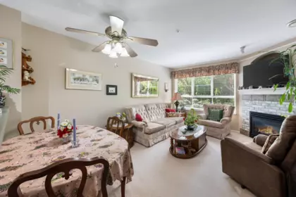 Breakfast Nook Photo of 115 6336 197 Street, Langley, BC