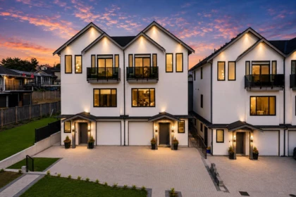 3 7990 Bradley Avenue, Burnaby, BC, Burnaby — Half Duplex for sale
