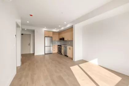 Primary Bedroom Photo of 311 32528 Simon Avenue, Abbotsford, BC
