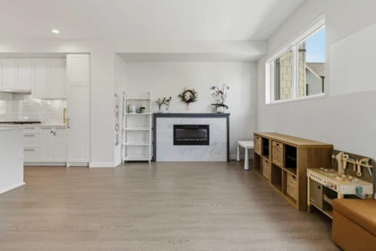 Primary Bedroom Photo of 189 4738 Hemlock Way, Tsawwassen, BC