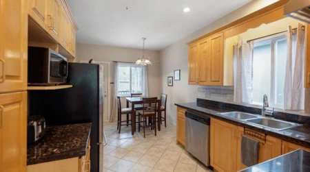 Breakfast Nook Photo of 968 E 31st Avenue, Vancouver, BC