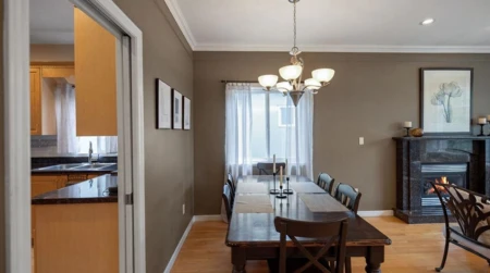 Kitchen Island Photo of 968 E 31st Avenue, Vancouver, BC