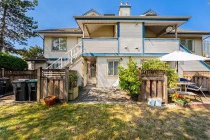 Garden / Landscaping Photo of 129 7837 120a Street, Surrey, BC