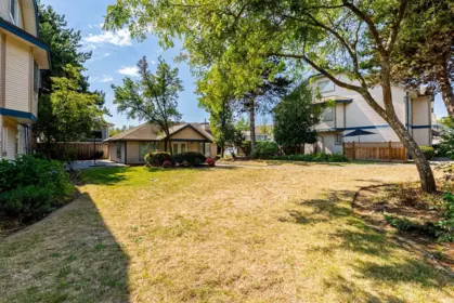 Outdoor Kitchen Photo of 129 7837 120a Street, Surrey, BC