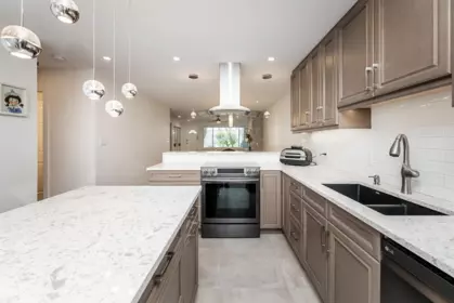 Primary Bathroom Photo of 129 7837 120a Street, Surrey, BC