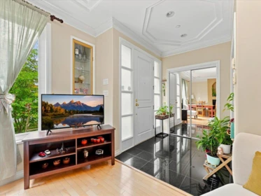 2579 W 45th Avenue, Vancouver, BC, Vancouver — Single Family Residence for sale