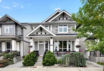 20479 77b Avenue, Langley, BC, Langley — Single Family Residence for sale