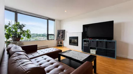 Family Room Photo of 1607 4118 Dawson Street, Burnaby, BC