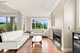 302 3176 Plateau Boulevard, Coquitlam, BC