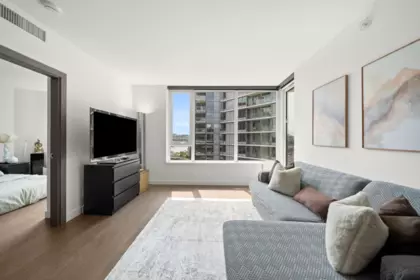 Living Room Photo of 1251 38 Smithe Street, Vancouver, BC