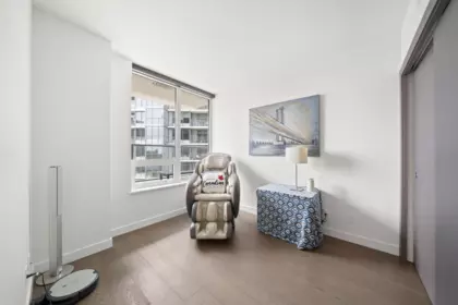 Powder Room Photo of 1251 38 Smithe Street, Vancouver, BC