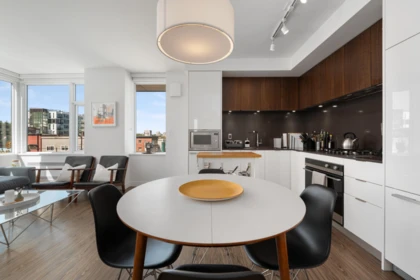 Kitchen Island Photo of 414 209 E 7th Avenue, Vancouver, BC