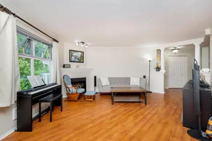 Breakfast Nook Photo of 305 16065 83 Avenue, Surrey, BC