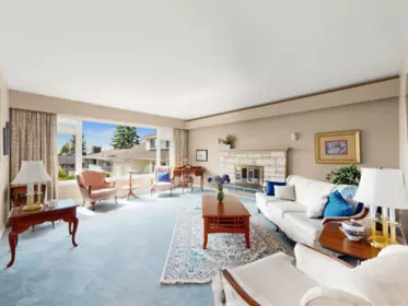 Breakfast Nook Photo of 524 Lyn Court, Coquitlam, BC