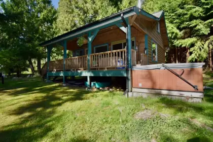 Outdoor Patio Photo of 2703 Robinson Road, Roberts Creek, BC