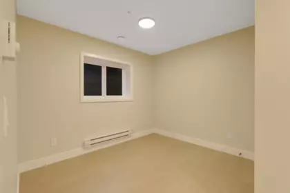 Swimming Pool Photo of 7768 196 Street, Langley, BC