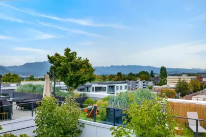 Backyard Photo of 411 2520 Guelph Street, Vancouver, BC