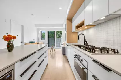 Kitchen Island Photo of 411 2520 Guelph Street, Vancouver, BC