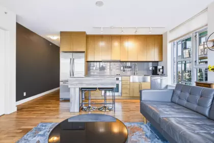 Kitchen Island Photo of 716 250 E 6th Avenue, Vancouver, BC