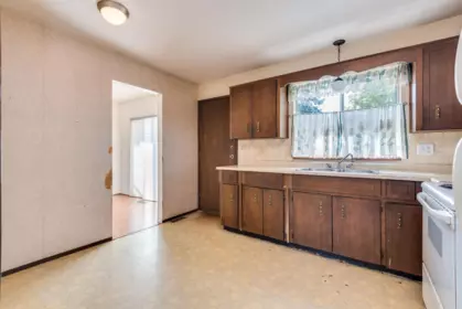 Loft / Bonus Room Photo of 1260 Victoria Drive, Port Coquitlam, BC