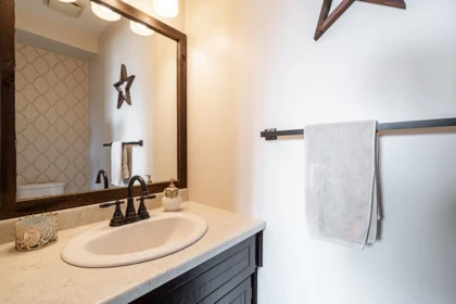 Powder Room Photo of 35950 Eaglecrest Place, Abbotsford, BC