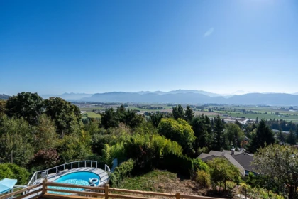 Staircase Photo of 35950 Eaglecrest Place, Abbotsford, BC