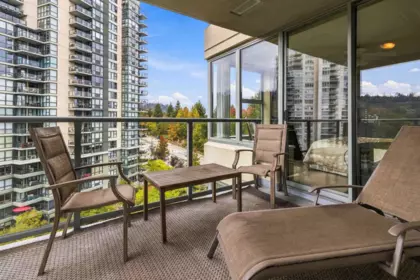 Entry Foyer Photo of 1006 295 Guildford Way, Port Moody, BC