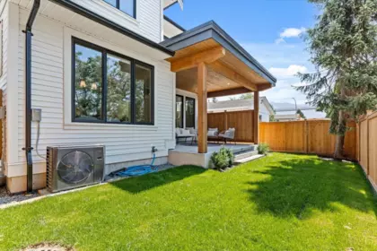 6405 Silverthorne Road, Chilliwack, BC, Chilliwack — Single Family Residence for sale