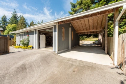 4144 Browning Road, Sechelt, BC, Sechelt — Single Family Residence for sale