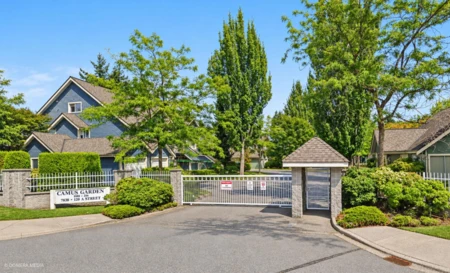 215 7838 120a Street, Surrey, BC, Surrey — Townhouse for sale