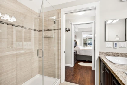 Entry Foyer Photo of 106 12655 190a Street, Pitt Meadows, BC